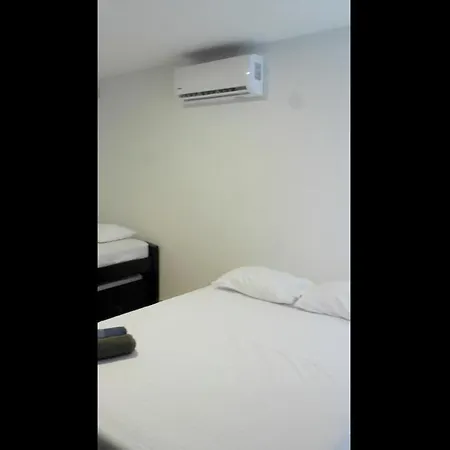 In Guest - C6-l Near The Sea With Pool Air Conditioning And Wifi