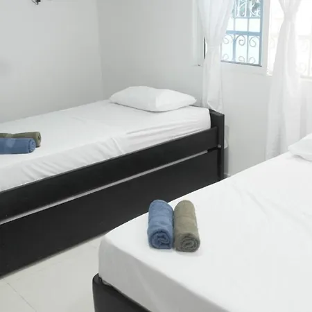 Pensión In Guest - C6-l Near The Sea With Pool Air Conditioning And Wifi Cartagena